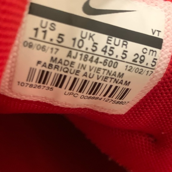 COPY - nike air maxes - Picture 6 of 6